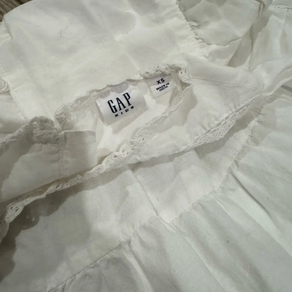 GAP Kids Lace Tiered Girls Ruffle Dress - XS (4/5) - Picture 6 of 7
